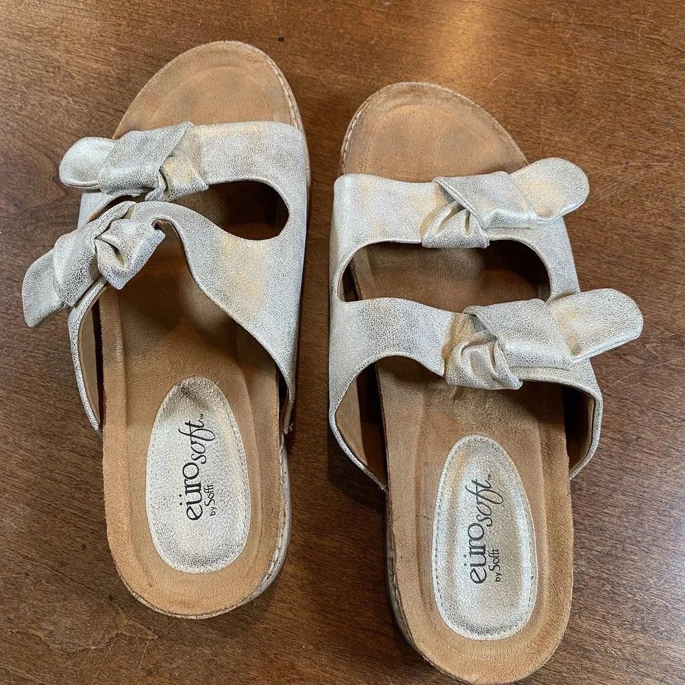 Euro Soft By Soft Golden Light‎ Gold Women's Sandals Size 9 M Cork Boho Chunky